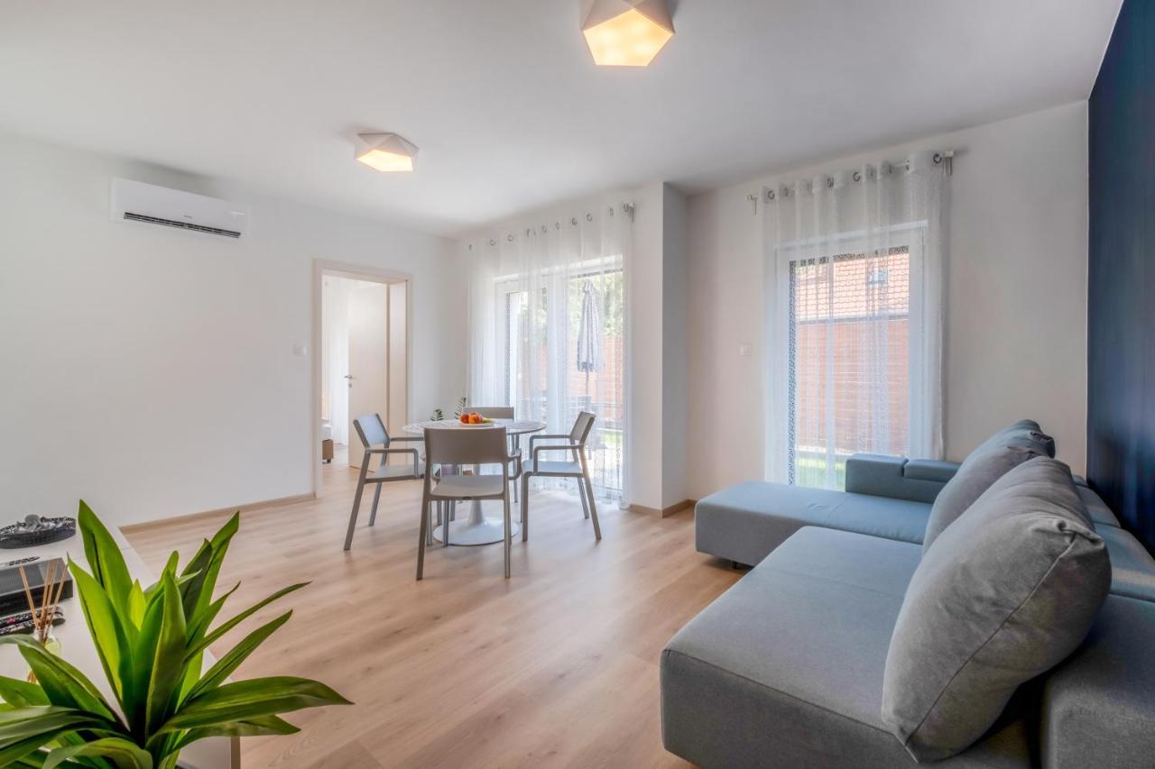 Mf Villa Nuvola Шиофок Экстерьер фото