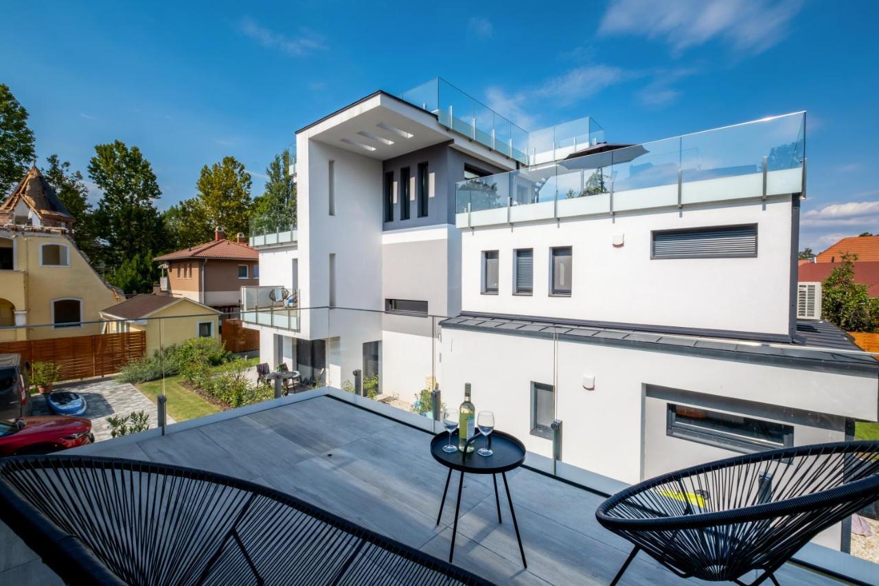 Mf Villa Nuvola Шиофок Экстерьер фото