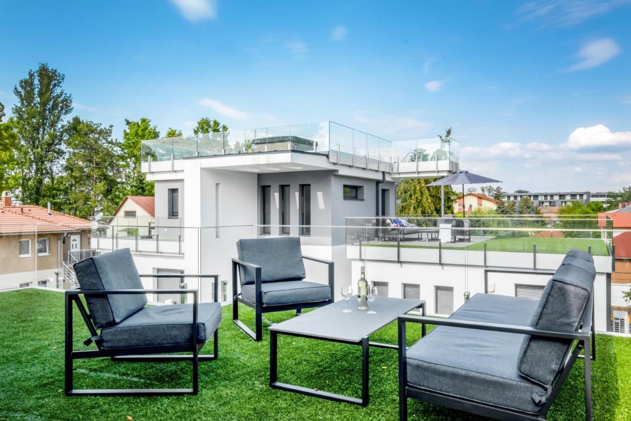 Mf Villa Nuvola Шиофок Экстерьер фото